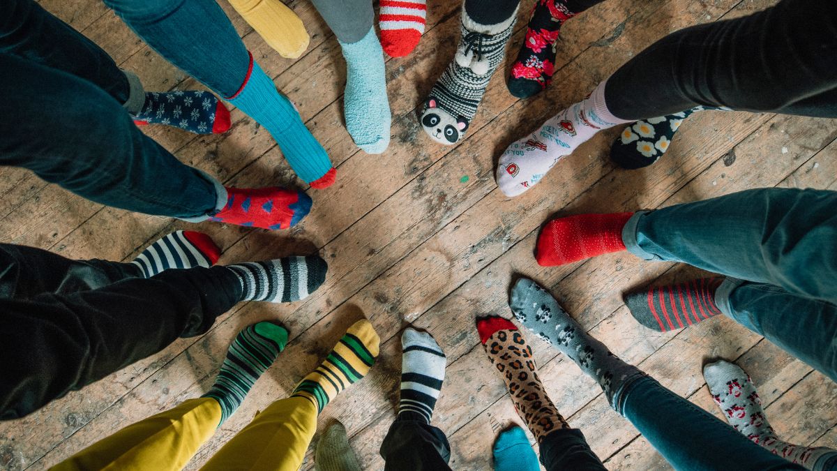 11 Best Places to Sell Socks Online in Canada (And Actually Make Money)