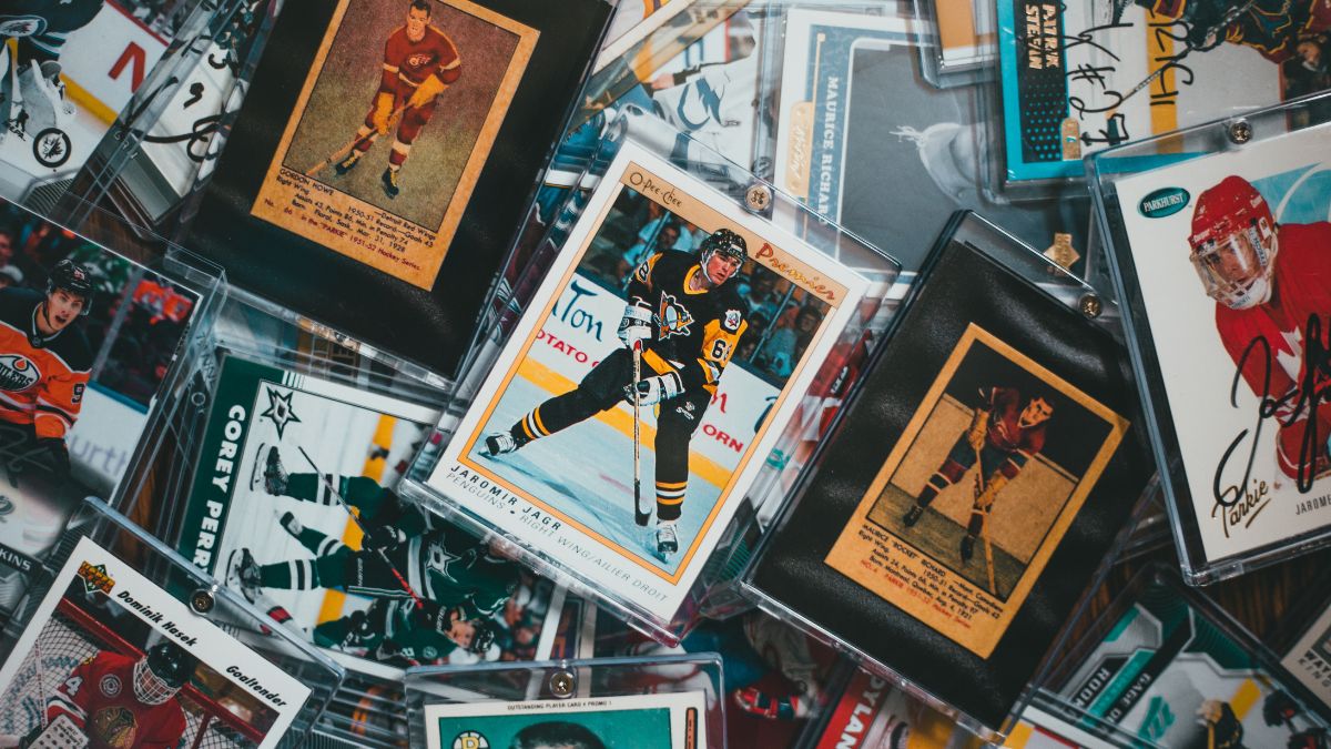 7 Best Places to Sell Hockey Cards Online in Canada