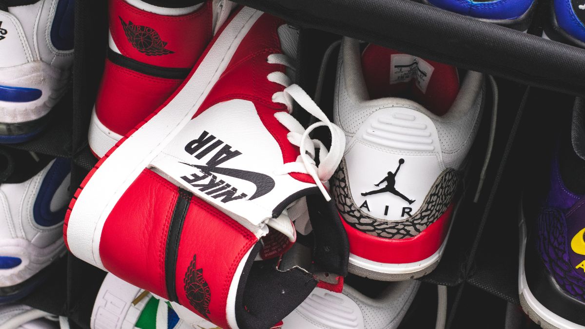 9 Best Places to Sell Shoes Online in Canada (and Why Your Website Should Be #1)